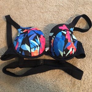 Printed bikini top